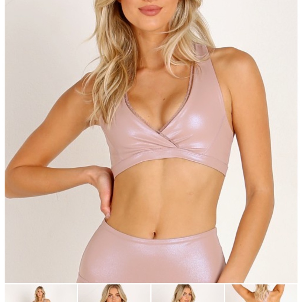 Beyond yoga bundle - Picture 5 of 15